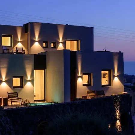 Ryolithos Apartahotel